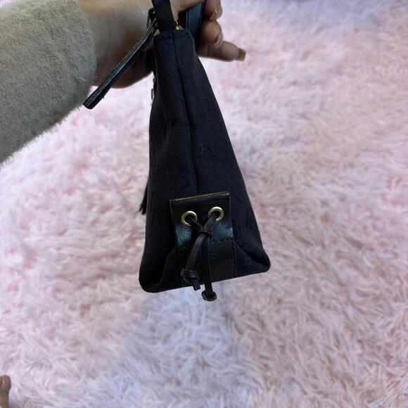 Sold - Picture 3 of 8